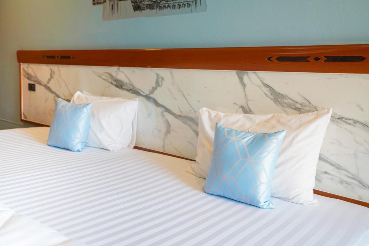 Mayfa Hotel - Sha Extra Plus Phuket Luaran gambar